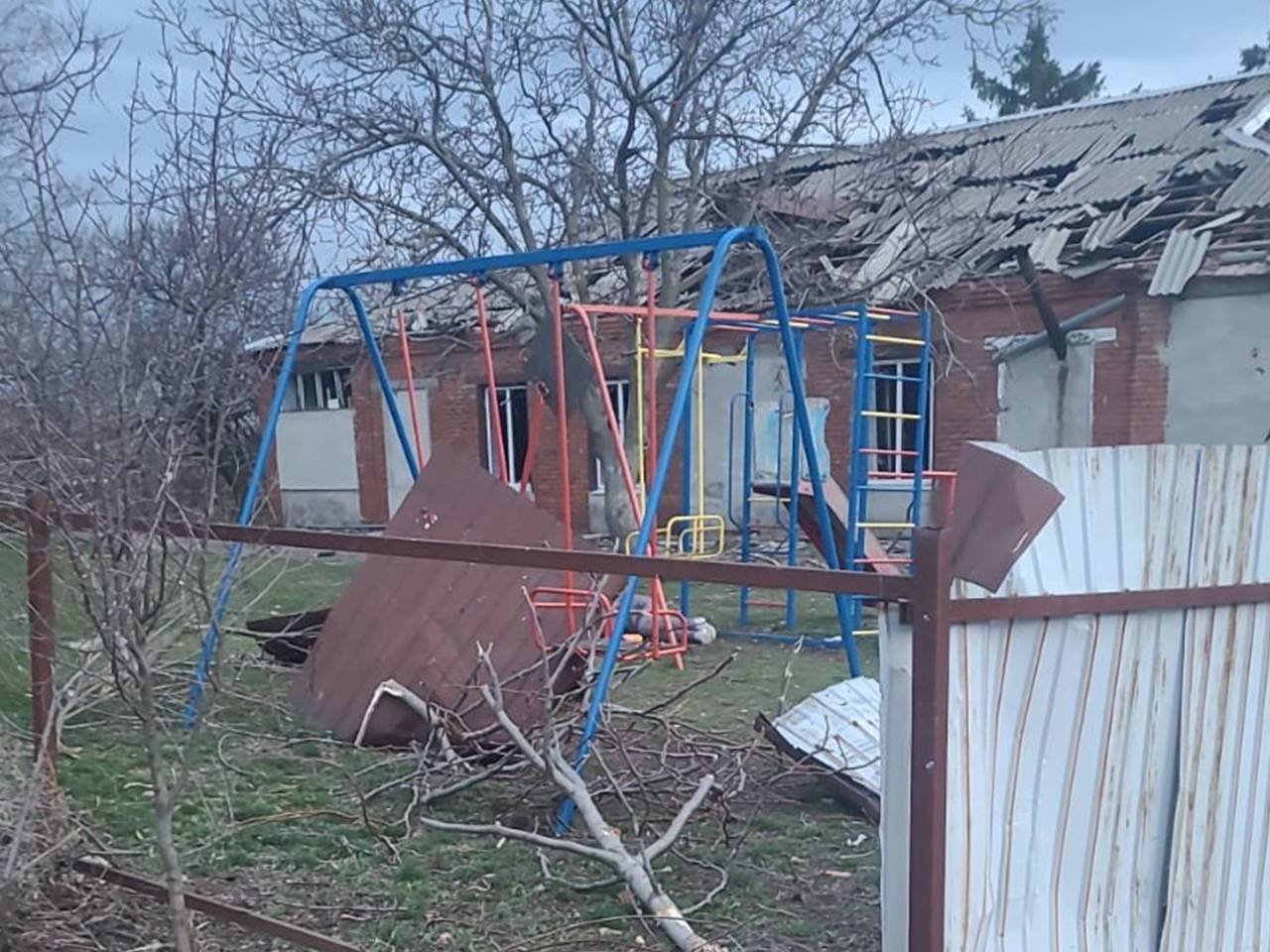 Стаття: Росіяни вбили обстрілом жінку з трирічною дитиною на Донеччині