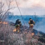 Зображення посту: Біля Краматорська рятувальники понад сім годин гасили пожежу після обстрілу