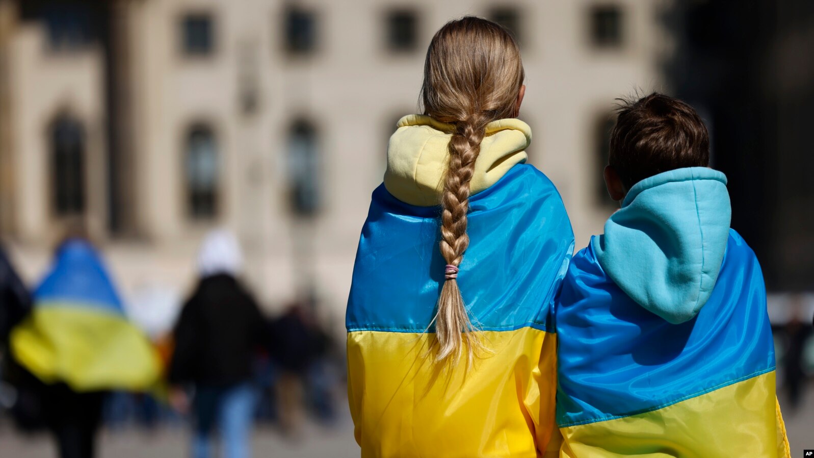 Стаття: Ще двох українських дітей вдалося евакуювати з окупації