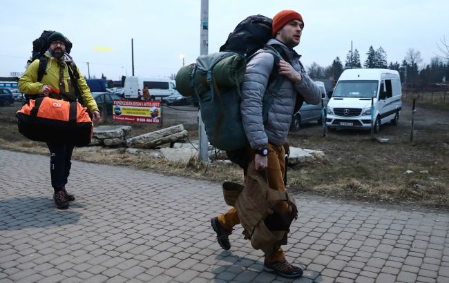 Стаття: До 17% студентів-чоловіків не повертаються вчасно після закінчення програм обміну за кордоном