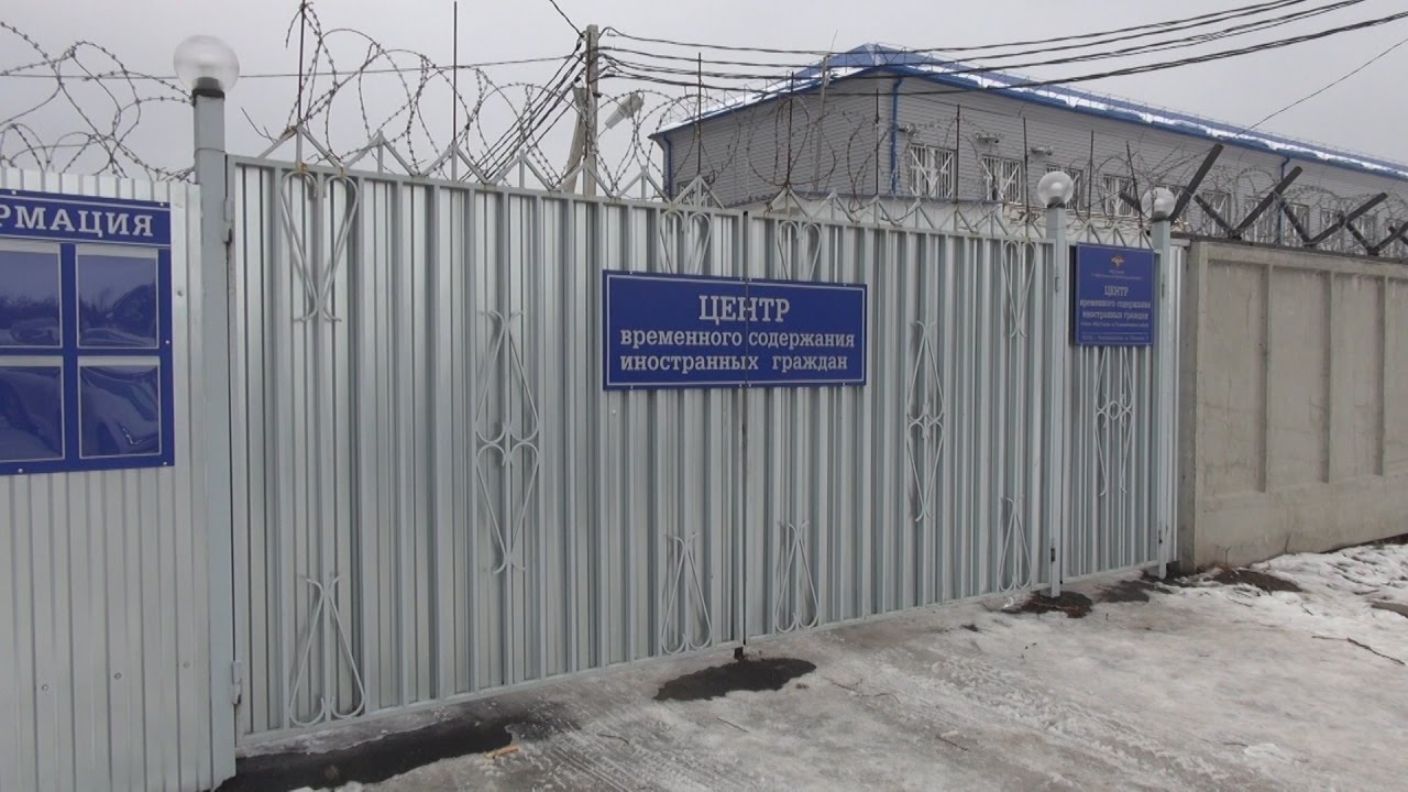 Зображення посту: «Міграційні тюрми» та страх виїзду з окупації: правозахисниця Альона Луньова — про порушення прав людей