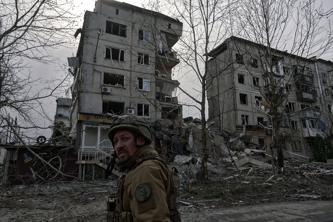 Зображення посту: «Тіла цивільних повсюди». Фотограф Ліберов показав світлини з Покровська