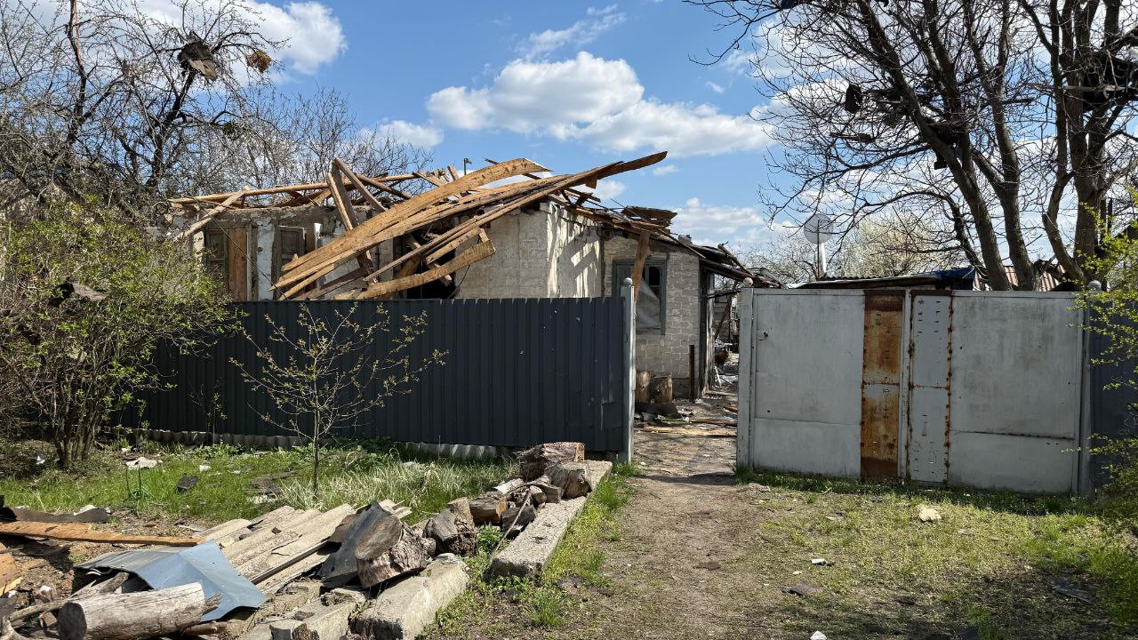 Зображення посту: На Донеччині не вщухають обстріли: одна людина загинула, ще шестеро поранені
