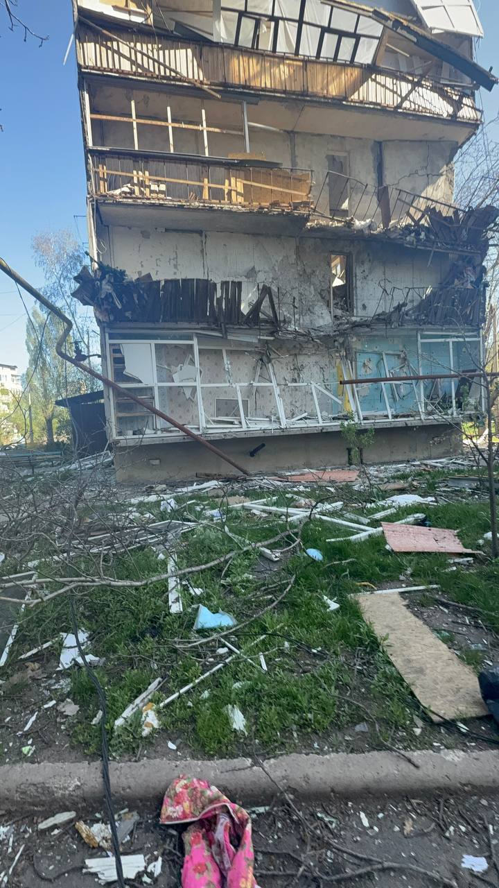 Зображення посту: Волонтер Денис Христов показав евакуацію з Покровська у Великдень