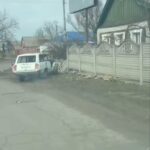 Зображення посту: Під час виїзду по них поцілили дрони. Волонтер Денис Христов показав евакуацію з Покровська