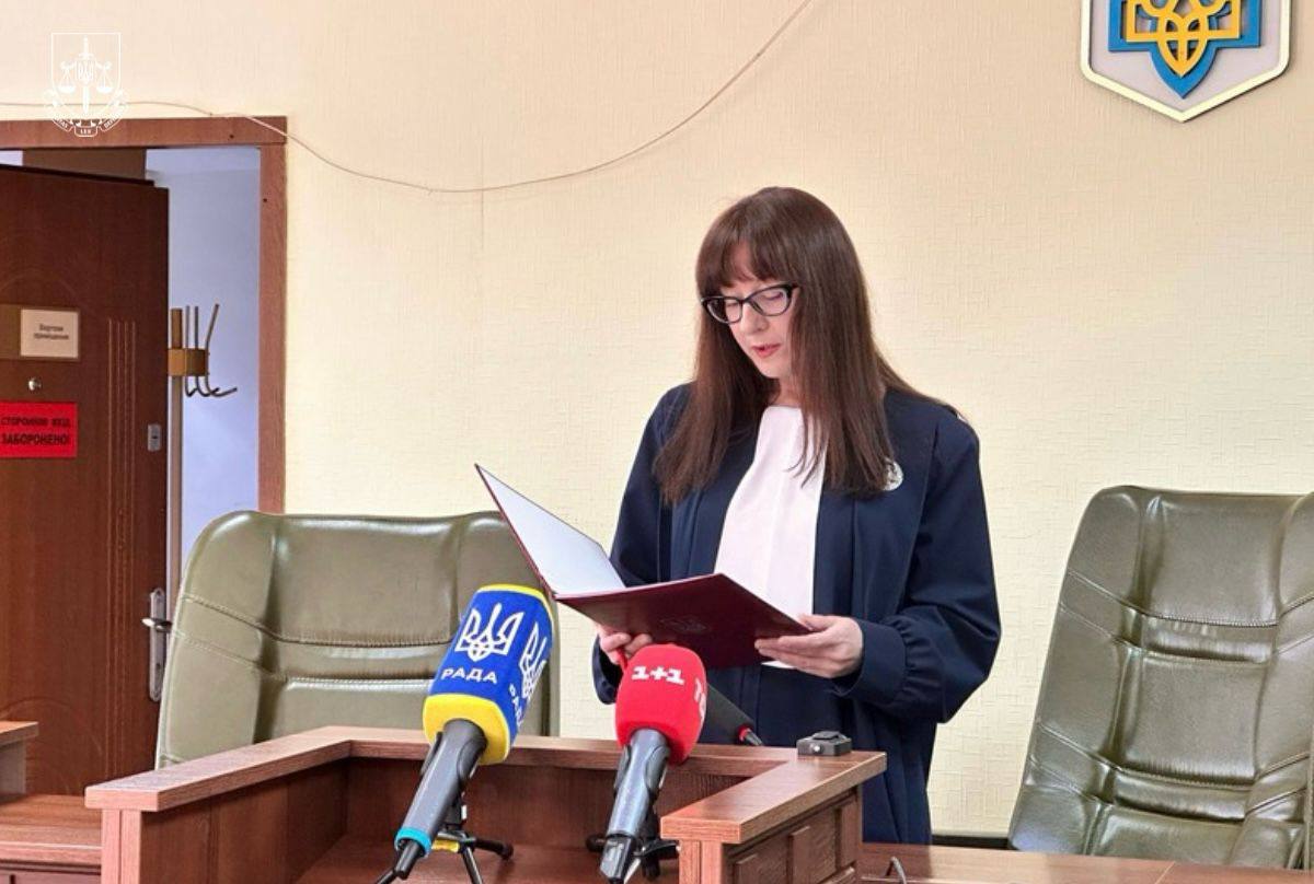 Зображення посту: Янукович отримав другий вирок: 15 років за втечу з України