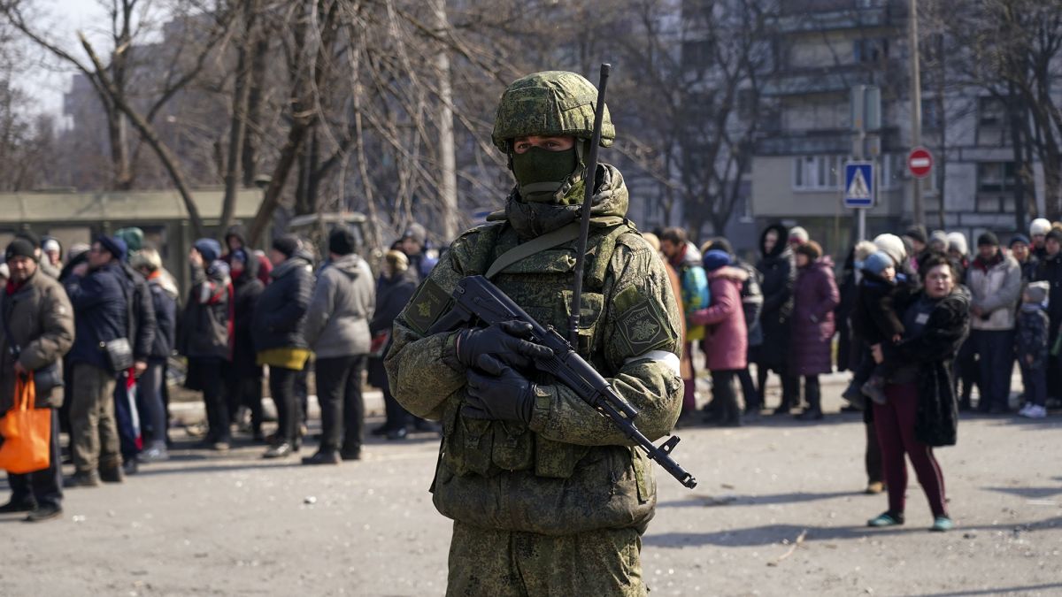 Зображення посту: «Міграційні тюрми» та страх виїзду з окупації: правозахисниця Альона Луньова — про порушення прав людей