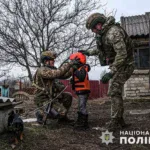 Зображення посту: «По всій Україні стріляють, то краще загинути вдома». Як «Білі янголи» вмовляють людей на евакуацію