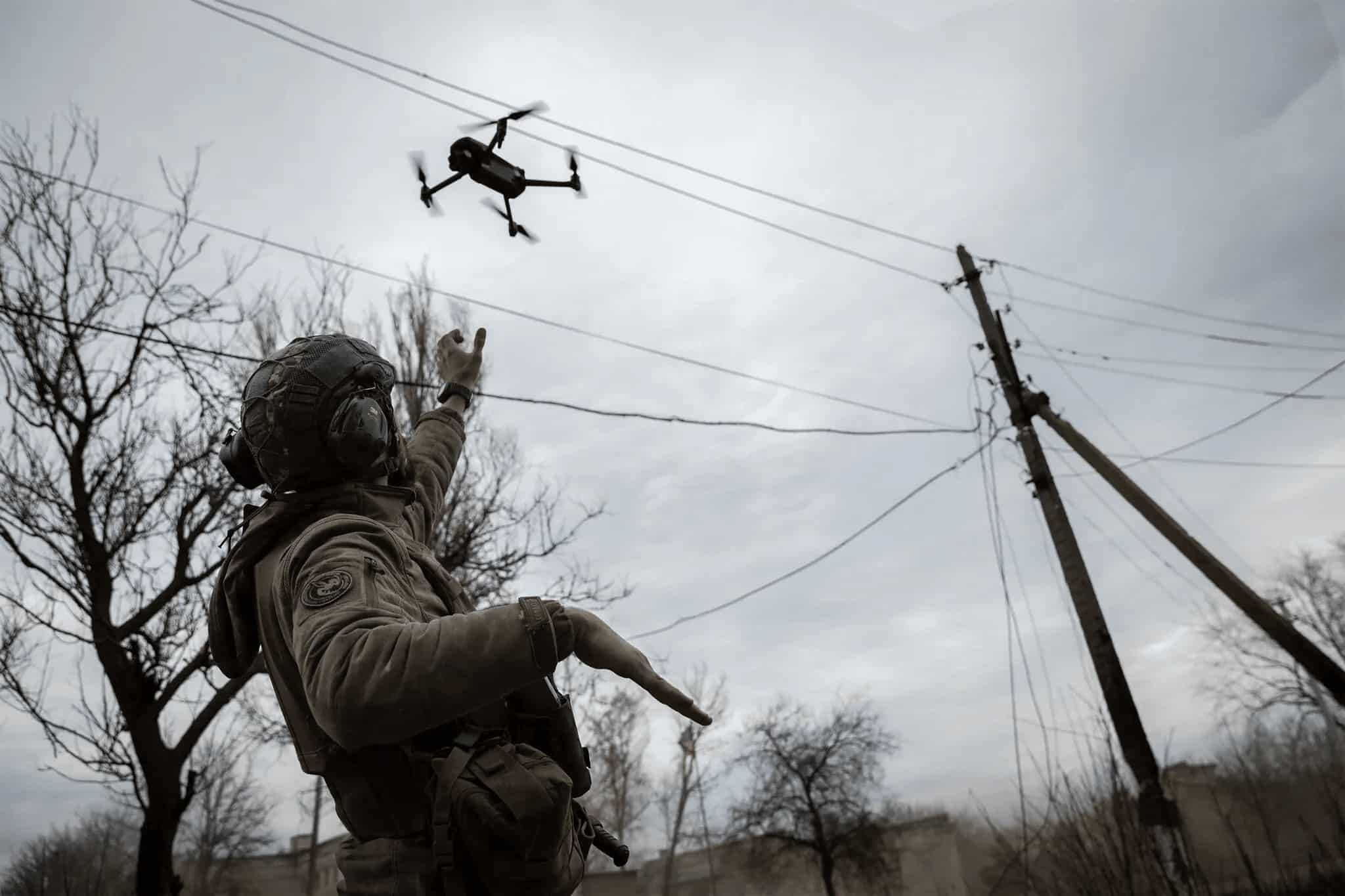 Зображення посту: Китай зупинив продаж дронів DJI Mavic Україні та ЄС, але продовжує постачання в Росію