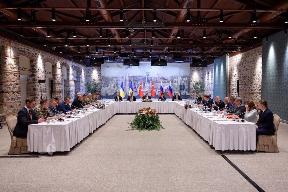 Стаття: У Стамбулі пройшли перші переговори між Україною та Росією після 2022 року