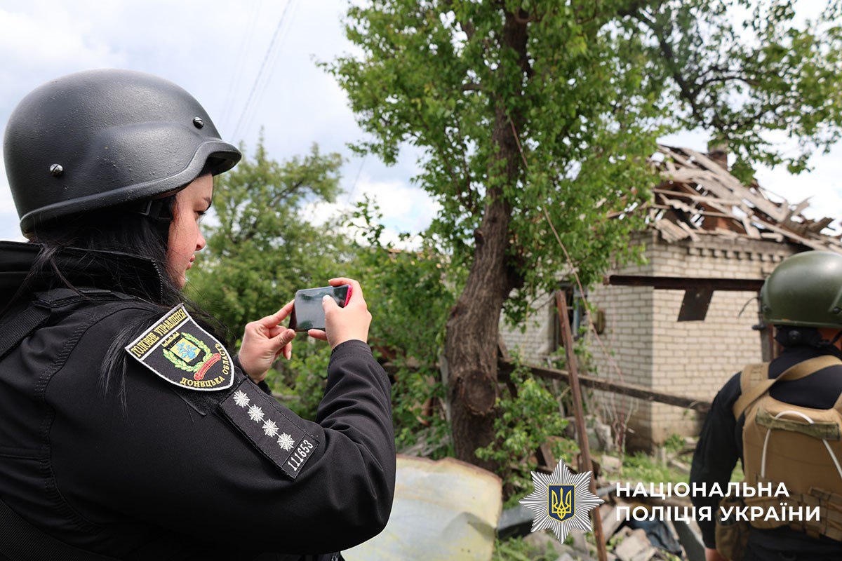 Зображення посту: Окупанти скинули на Краматорськ 250-кілограмову авіабомбу: троє людей постраждали