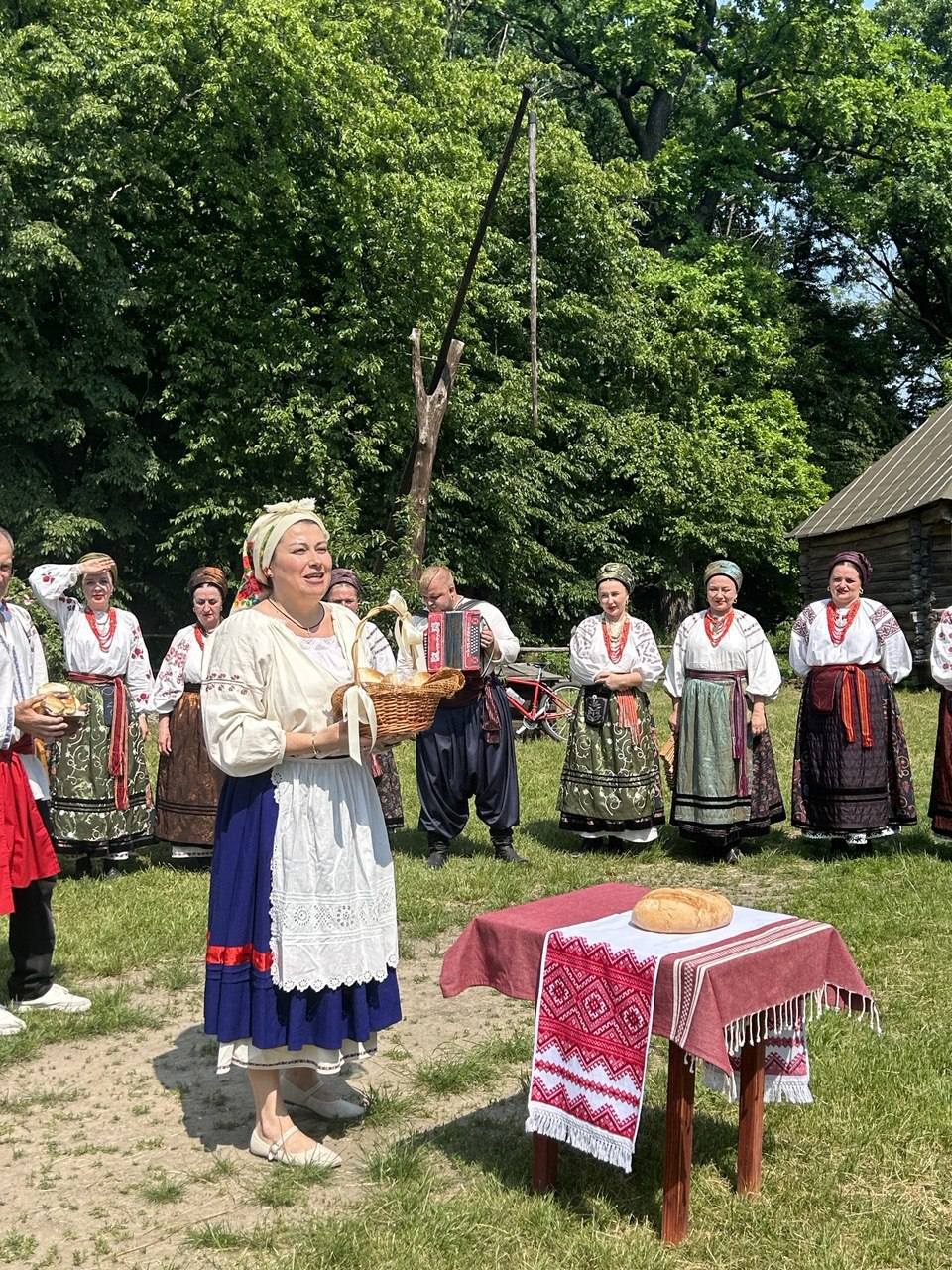 Зображення посту: Традицію святкування Трійці з Луганщини внесли до нематеріальної культурної спадщини України