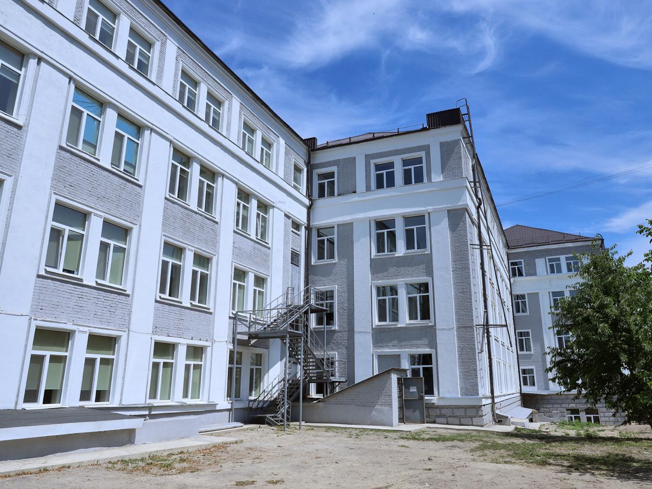 Зображення посту: У Дніпрі родини маріупольців отримали соціальне житло