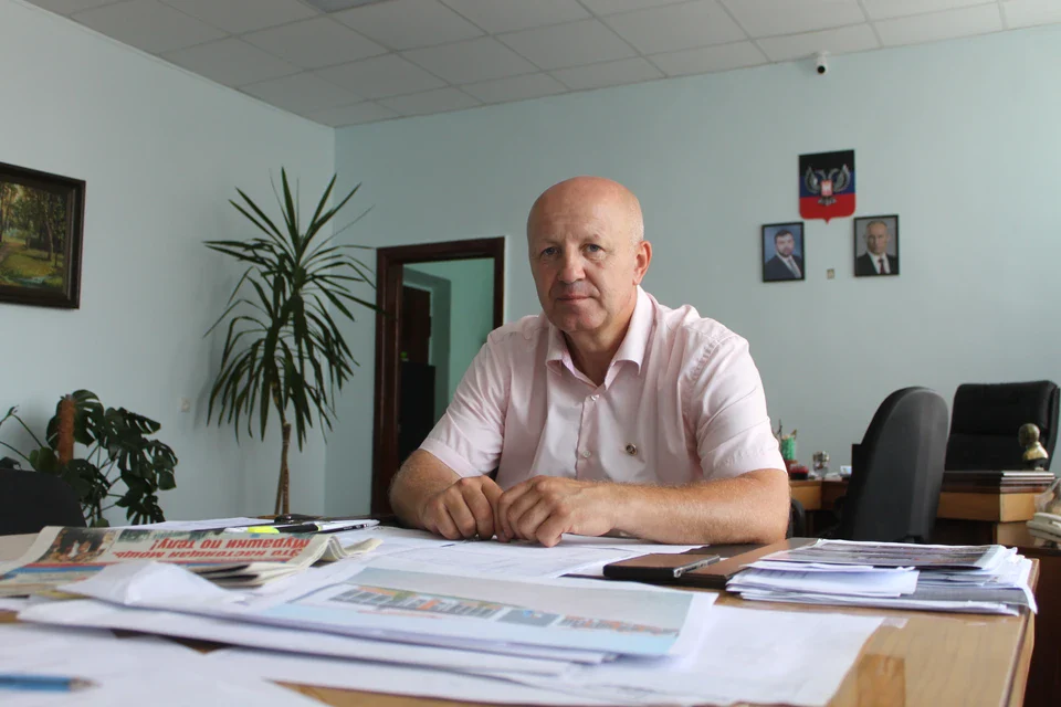 Зображення посту: Зеленський ввів санкції проти окупаційного мера Маріуполя Моргуна та депутата Онацького