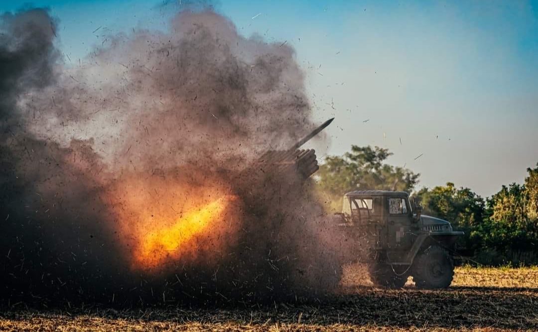 Стаття: На окупованій частині Донеччини вибухнув великий склад боєприпасів РФ