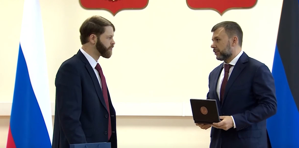 Стаття: Росія видала паспорт американцю, який, за їхніми твердженнями, шпигував проти України