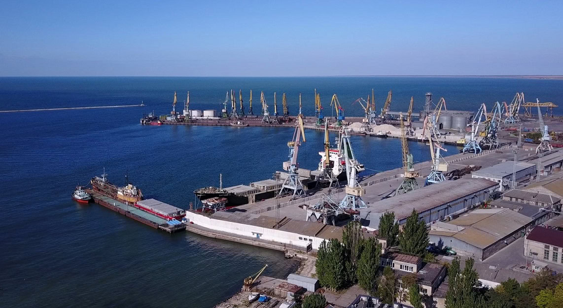 Стаття: Данська компанія допомагає вивозити крадене зерно з окупованого Бердянська