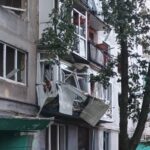 Зображення посту: Окупанти обстріляли житло забудову у Родинському: четверо людей постраждали