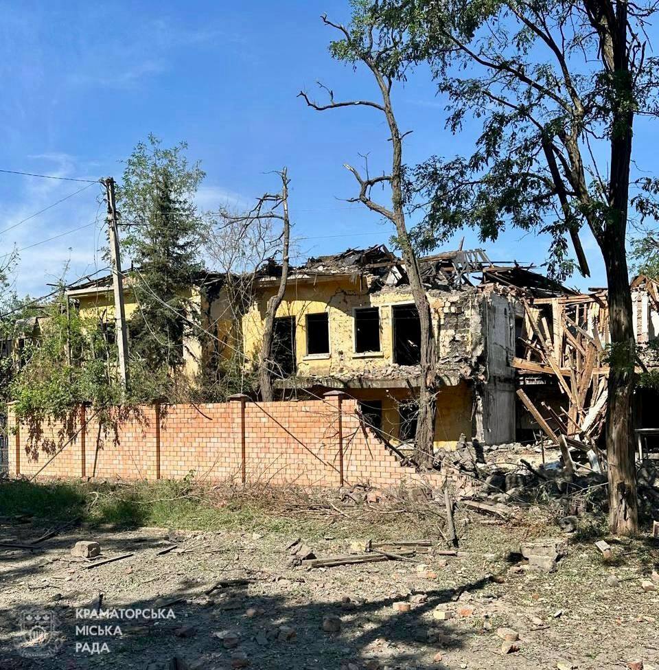 Зображення посту: Окупанти атакували Краматорськ авіабомбами та дронами «КУБ-2» — є поранені