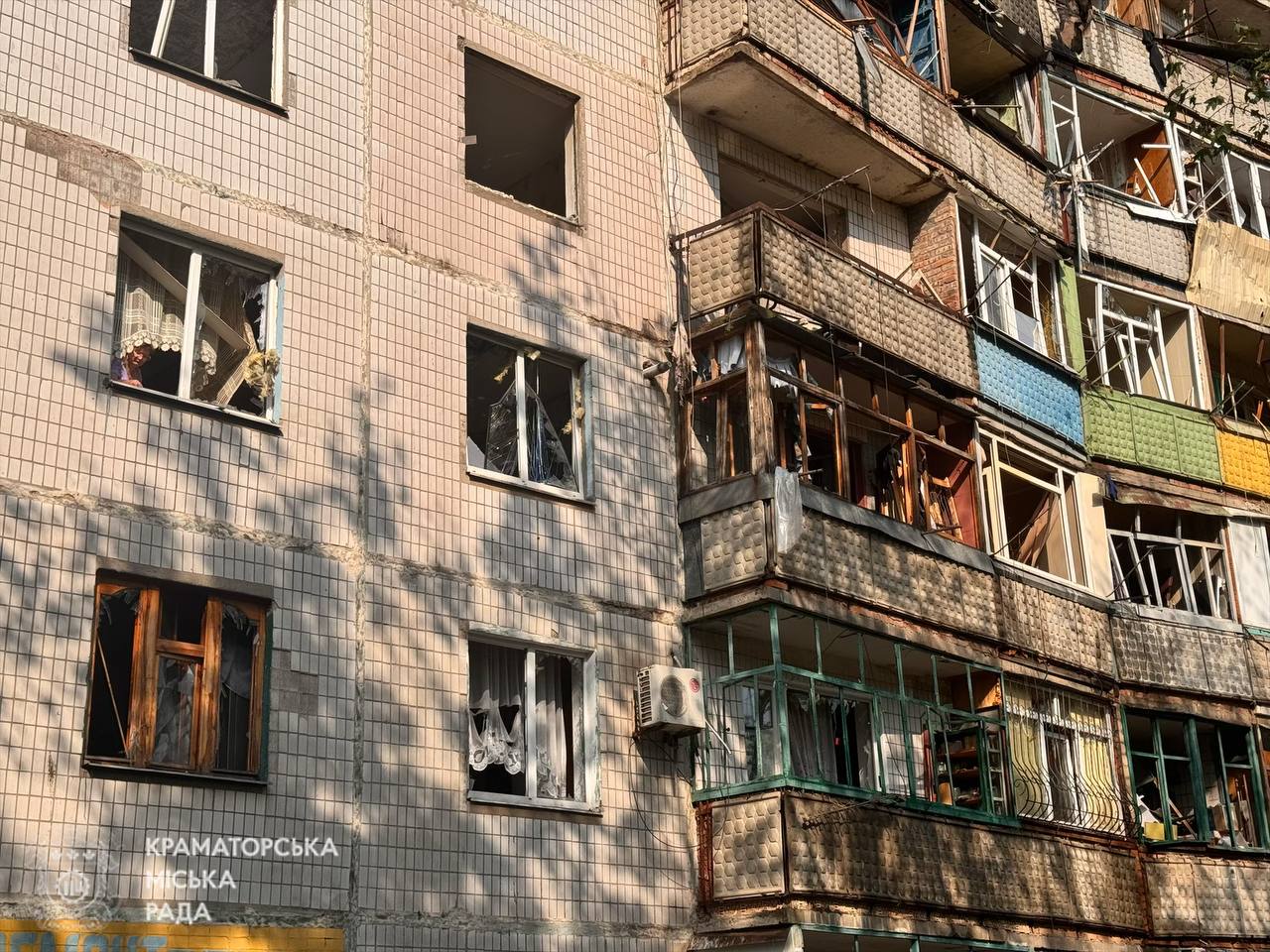 Зображення посту: Окупанти поцілили по житловому будинку в Краматорську — загинула дитина