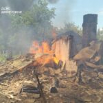 Зображення посту: Шість пожеж та четверо постраждалих — наслідки обстрілів РФ на Донеччині