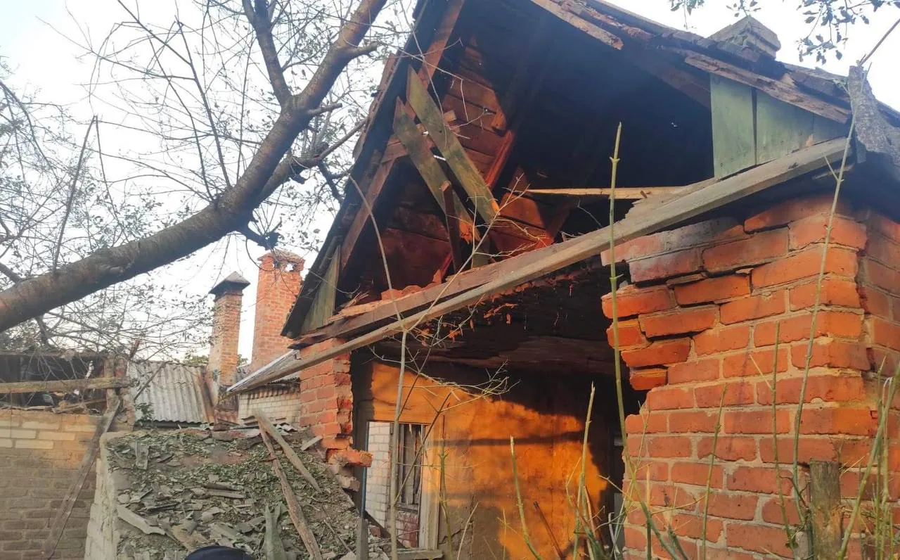 Стаття: Атаки РФ на Донеччині: Слов’янськ обстріляли дроном «Герань-2», Краматорськ — «Ланцетом» та «Молнією»