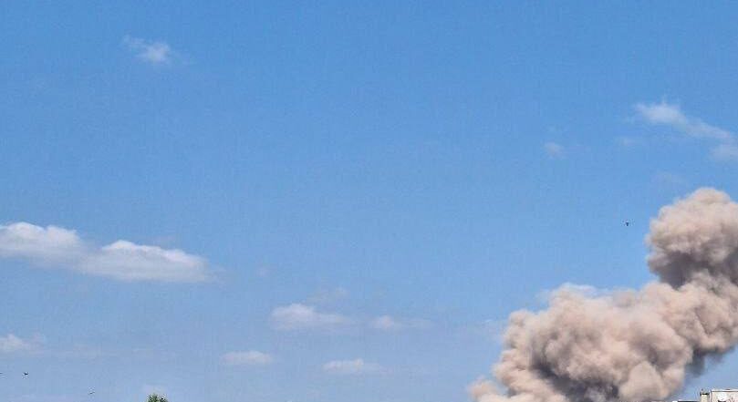 Стаття: Окупанти вдарили по багатоповерхівці в центрі Краматорська