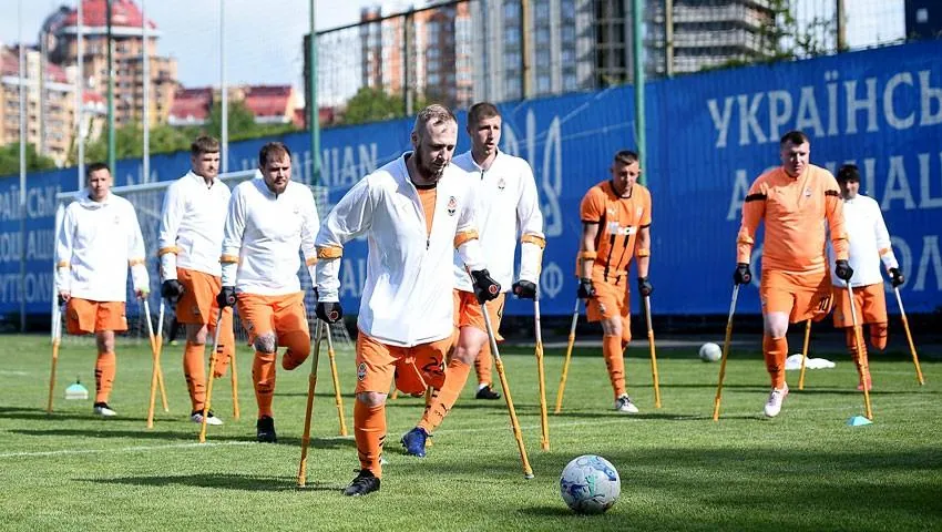 Зображення посту: Уперше в історії: в Україні стартує чемпіонат з ампфутболу