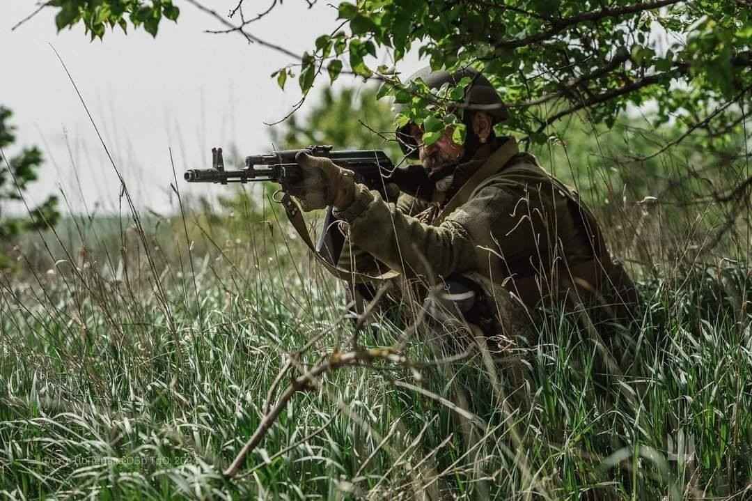 Стаття: Окупанти посилили штурми на Краматорському напрямку поблизу Часового Яру та Білої Гори