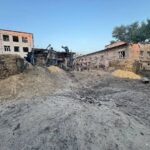 Зображення посту: Четверо людей, ймовірно, залишаються під завалами пошкоджених обстрілами багатоповерхівок у Костянтинівці