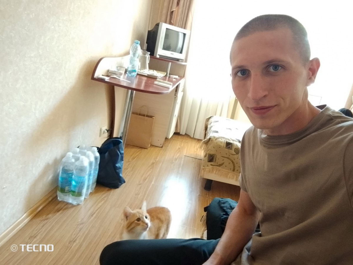 Стаття: Військовий Станіслав Панченко повернувся з російського полону з котом