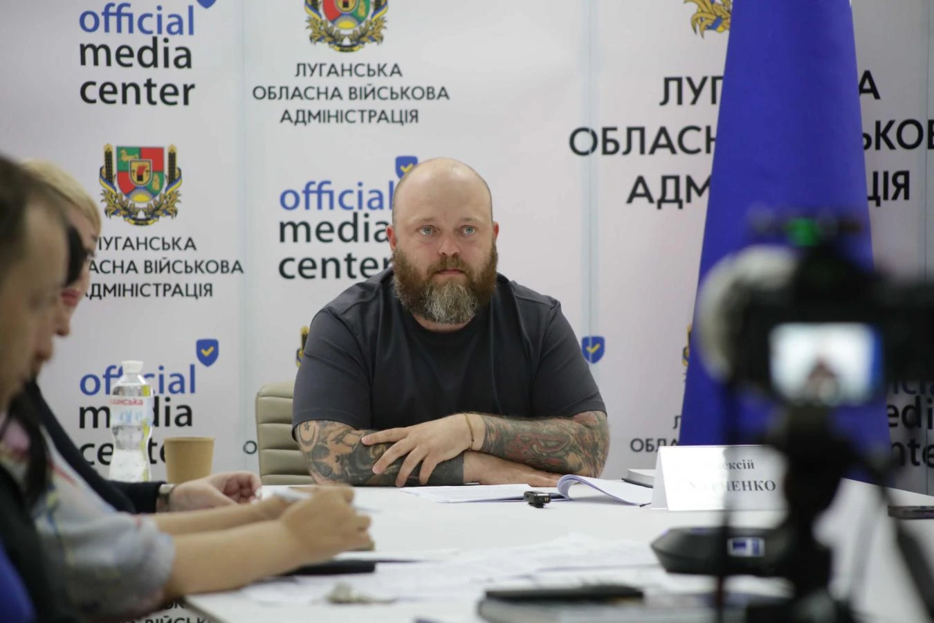Стаття: У Луганській ОВА запровадили систему KPI для контролю зарплат чиновників