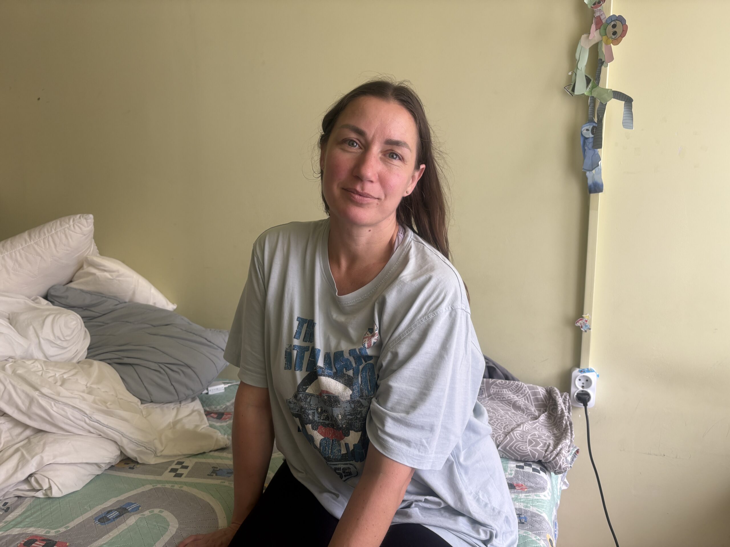Зображення посту: Втеча в нікуди. Як відсутність житла змушує повертатися в зону бойових дій — і хто допомагає знайти дім у тилу