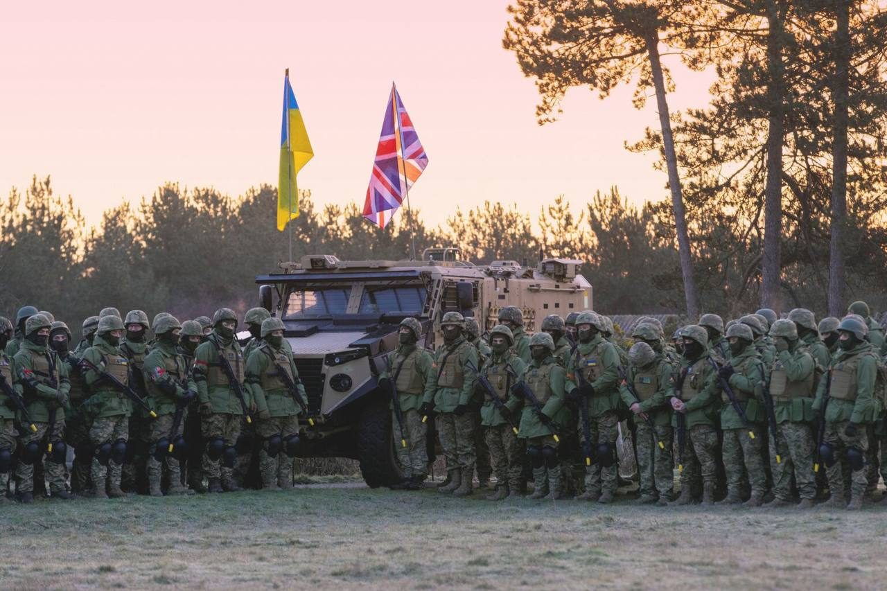 Стаття: Країни «Коаліції охочих» готові розмістити війська в Україні як гарантію безпеки
