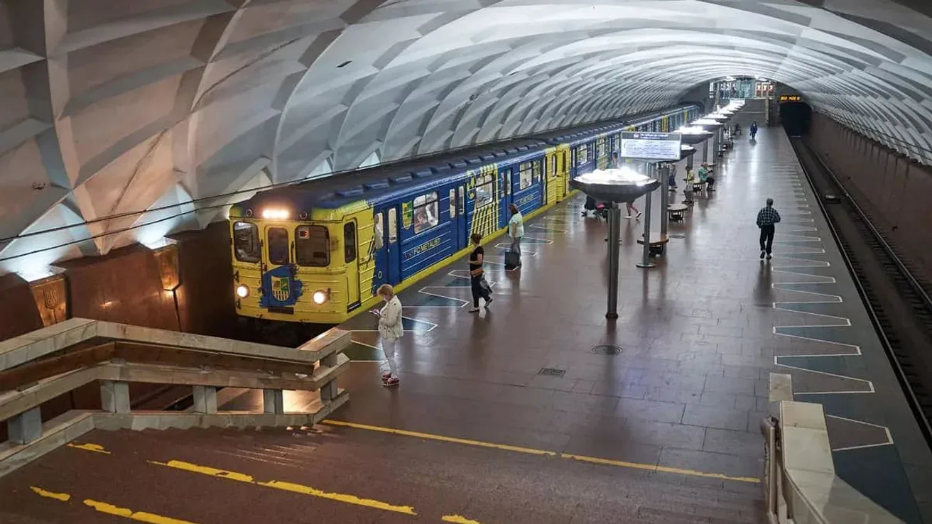 Стаття: У Харкові змінять графік транспорту через скорочення комендантської години