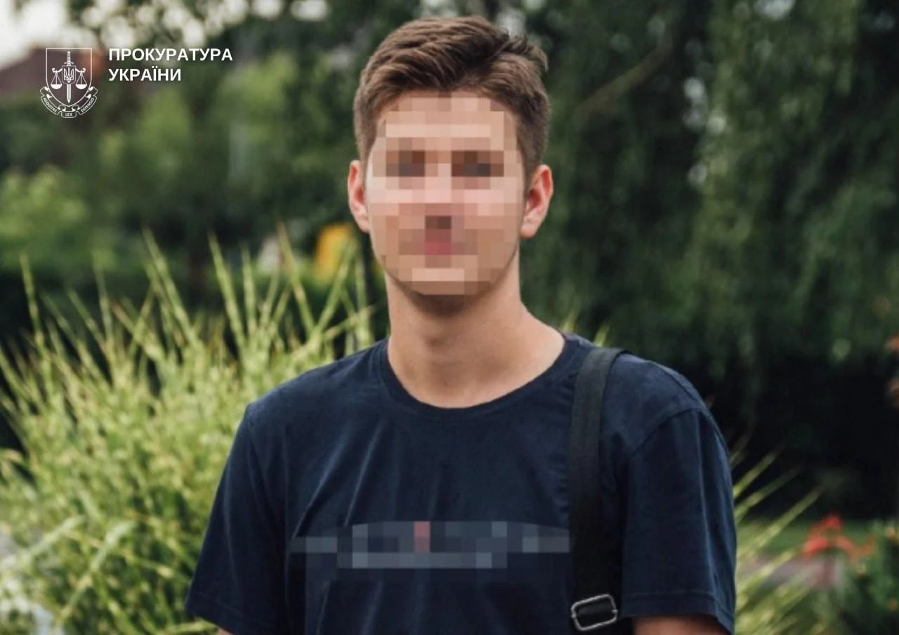 Стаття: В Україні заочно засудили журналіста з Донеччини, який виправдовував удар по драмтеатру в Маріуполі