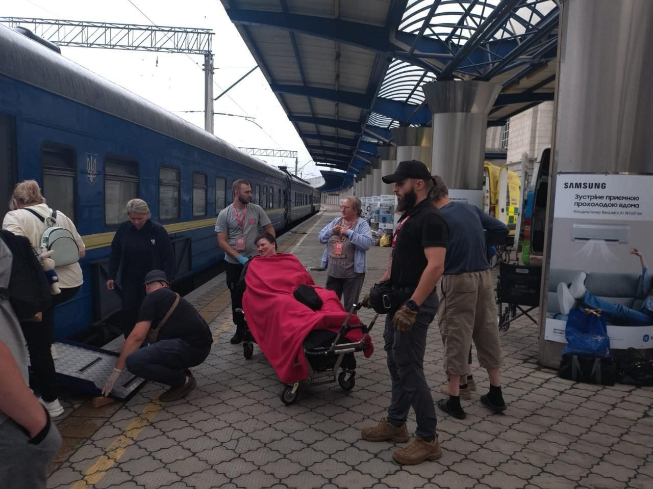 Зображення посту: У серпні з Донеччини евакуювали 887 жителів