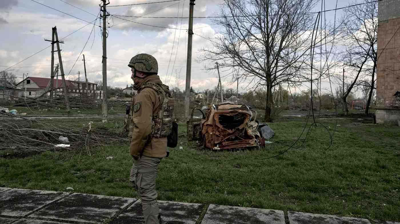 Стаття: Сирський: Сили оборони оточили частину військ РФ біля Добропілля