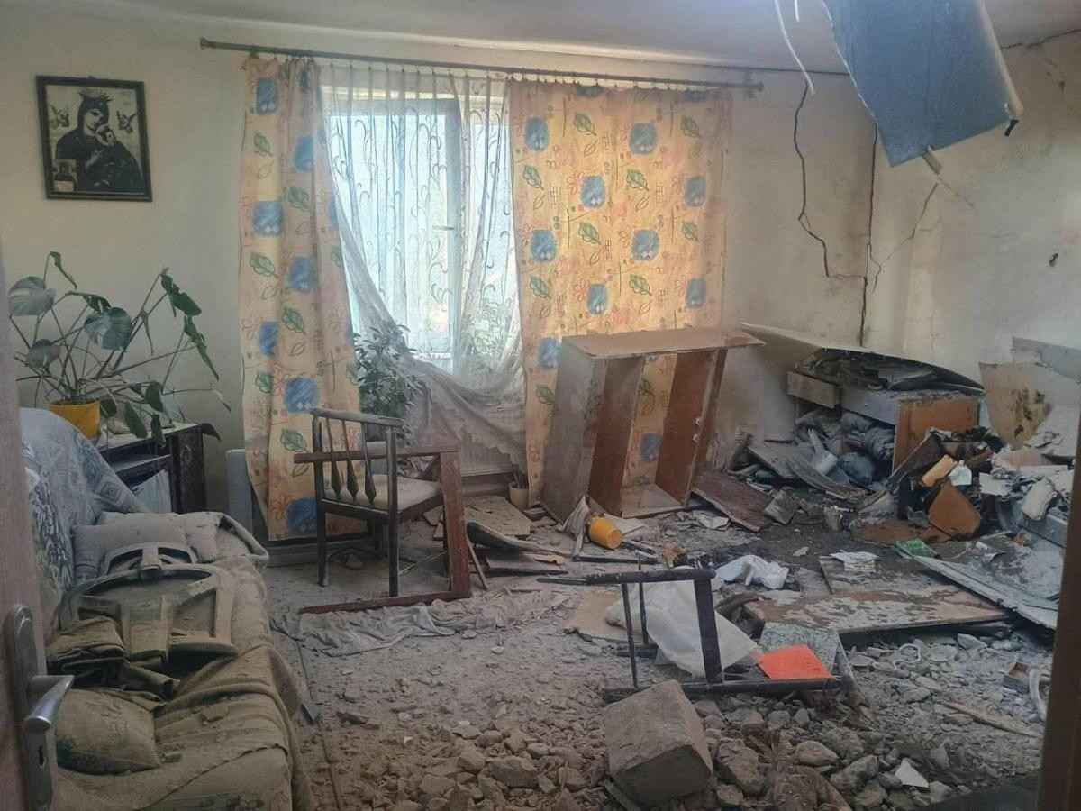 Зображення посту: У Польщі збили російські дрони, уламки пошкодили житловий будинок