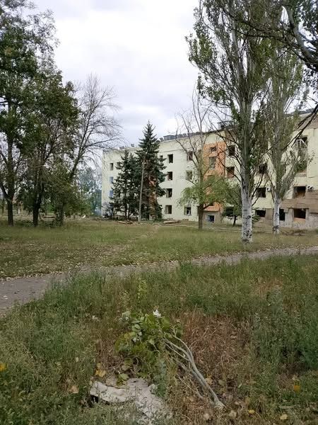 Зображення посту: У Костянтинівці через російські авіаудари знеструмлені підстанції та пошкоджена лікарня