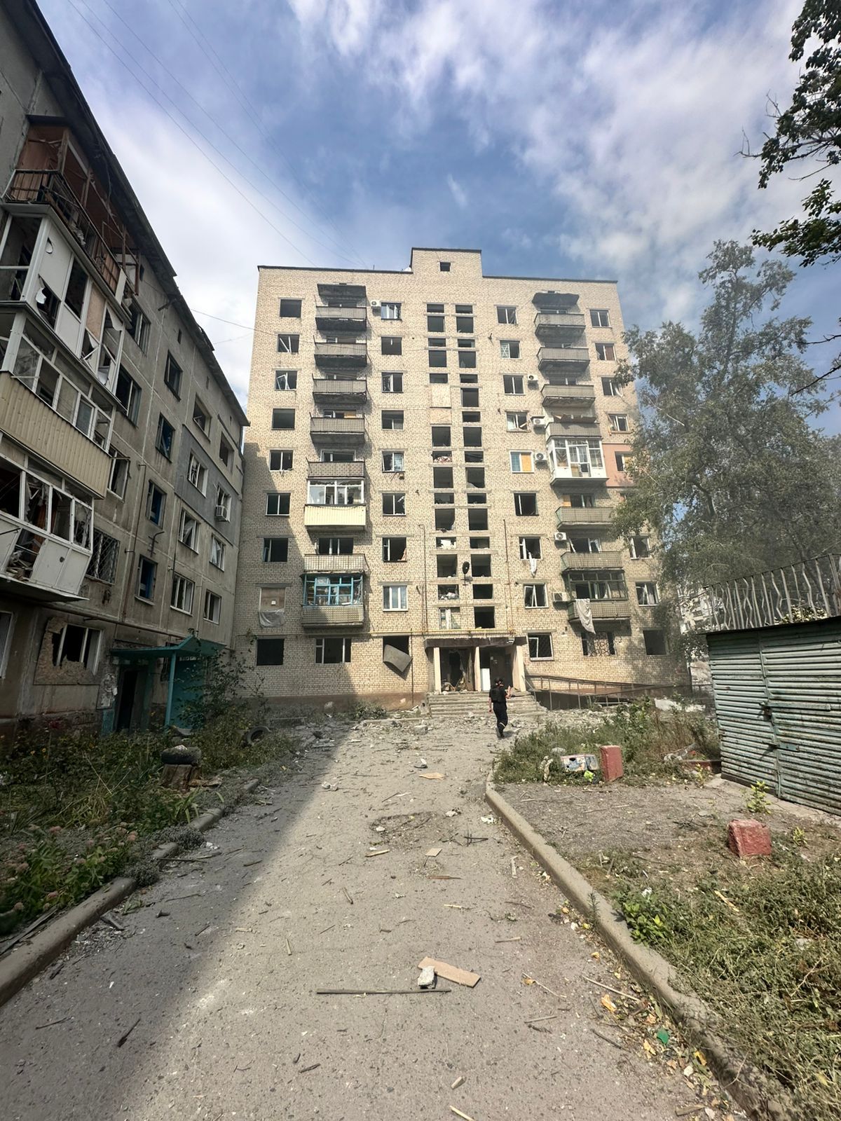 Зображення посту: У Костянтинівці після авіаудару РФ під завалами можуть залишатися четверо людей