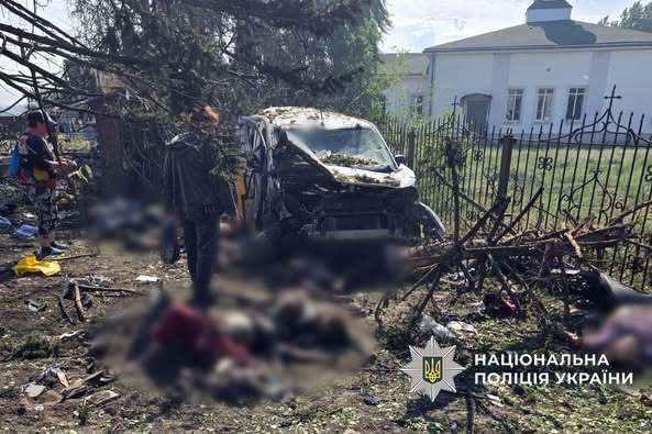 Стаття: Цілили по місцю видачі пенсії: в Яровій на Донеччині загинули місцеві жителі, працівників пошти госпіталізували