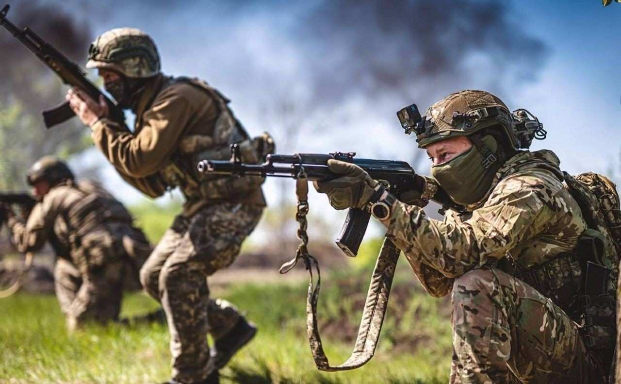 Стаття: Російські війська намагаються прорватися в Сіверськ
