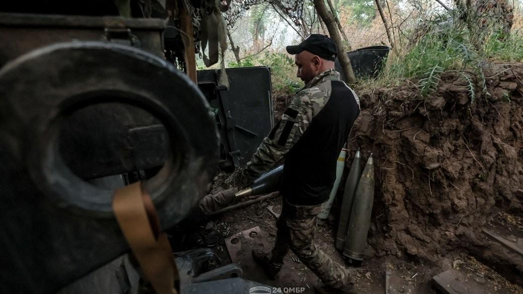 Стаття: Росія перекидає війська з Херсонщини до Часового Яру