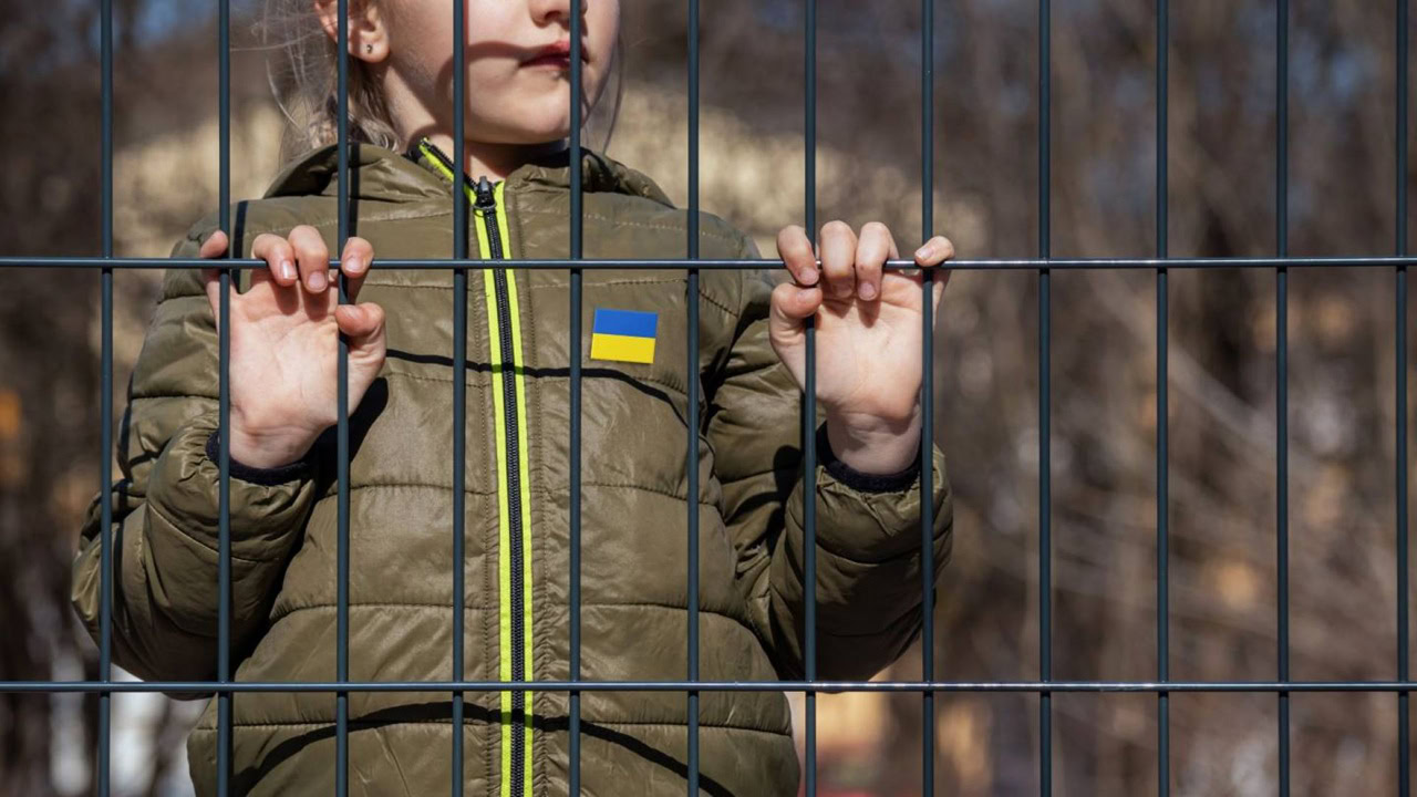 Стаття: Понад 40 українських дітей помістили на психіатричне лікування у «ДНР» за «екстремізм»
