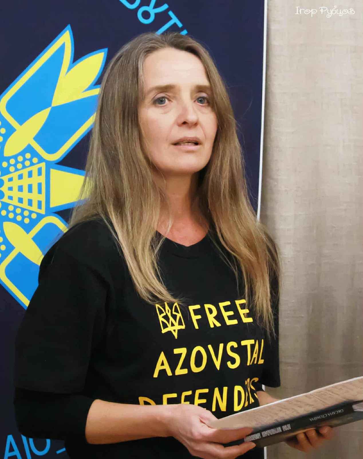 Зображення посту: «Щоденник вцілілої»: як поетеса з Маріуполя розповідає правду про війну в Україні