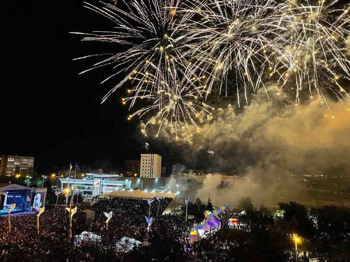 Зображення посту: «Це не головне»: влада Маріуполя розповіла, що важливіше за визначення дати Дня міста