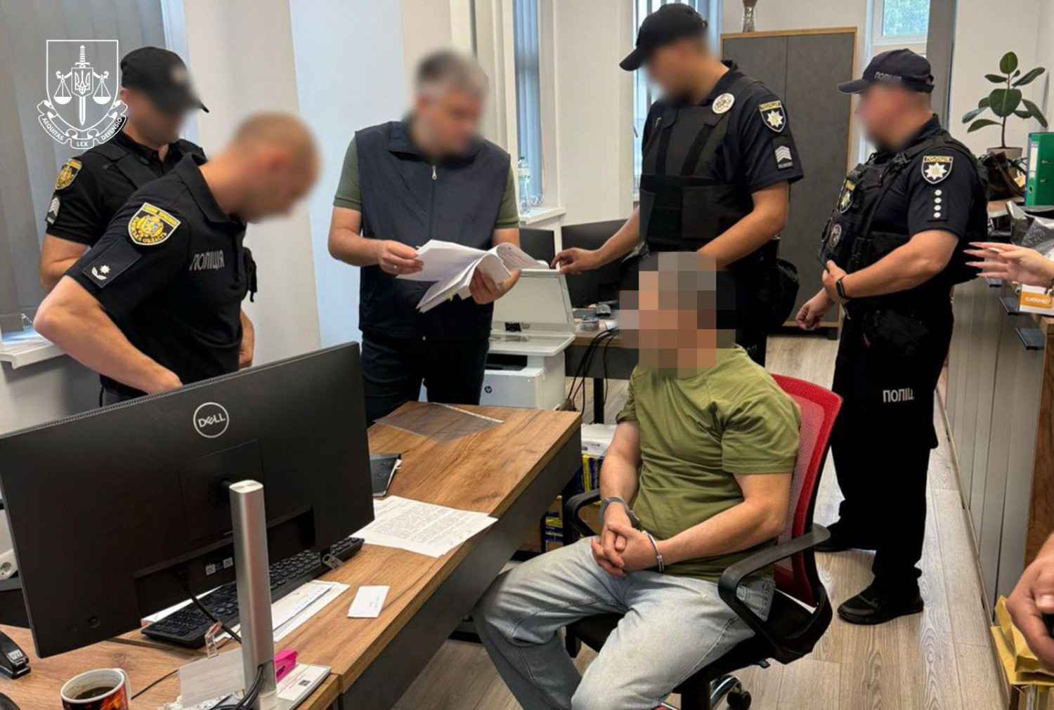 Стаття: 52-річного львів’янина підозрюють у вбивстві народного депутата Андрія Парубія: слідчі не виключають причетності росіян