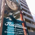 Зображення посту: У Маріуполі замінили всі українські пам’ятнки та мурали російською пропагандою