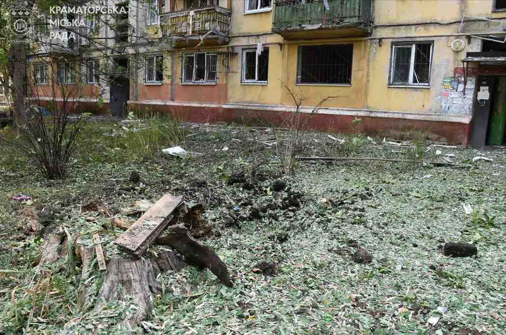 Зображення посту: У Краматорську зафіксували серію ударів безпілотників — постраждала жінка